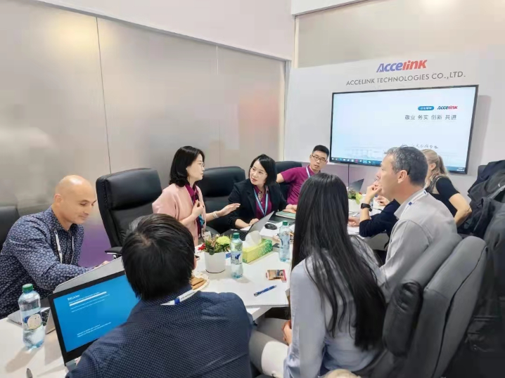 ECOC 2022 Accelink  |  Lighting Your Dreams