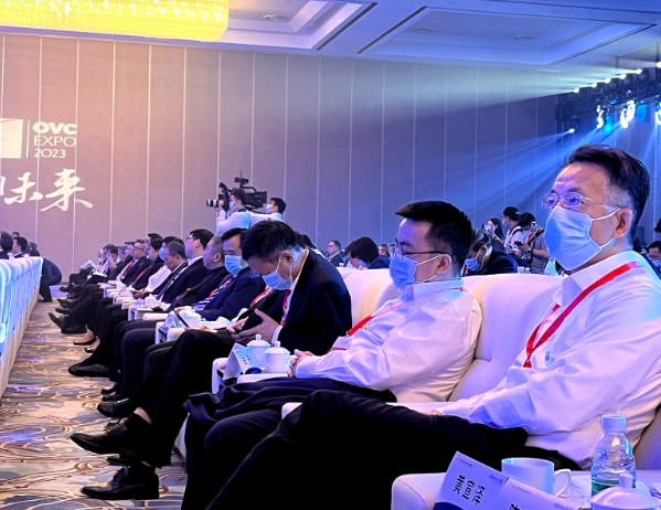 第十九届“中国光谷”国际光电子展览会 1xbet官网科技  |  让光引领梦想