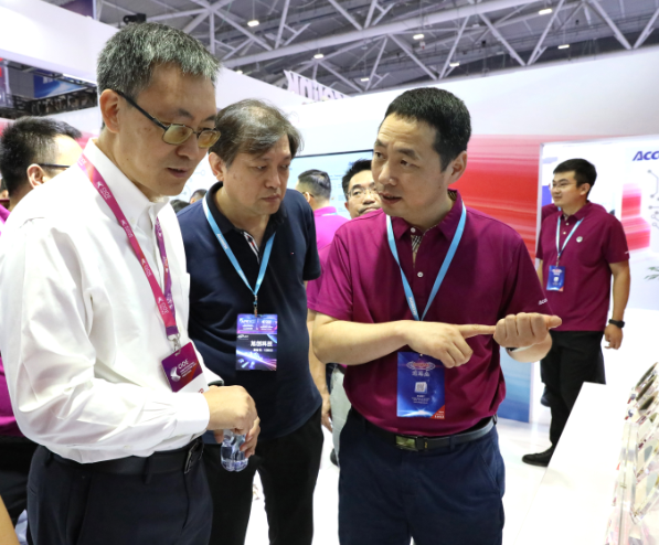 CIOE 2023 1xbet官网科技  |  让光引领梦想